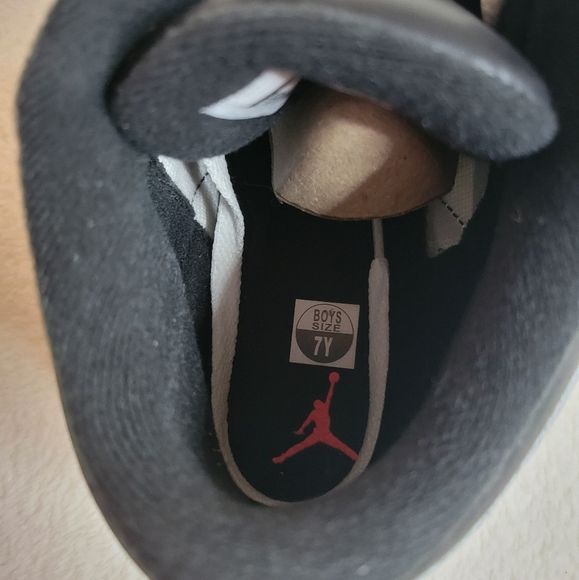 Jordan Retro 3 Infrared 23 main image 15
